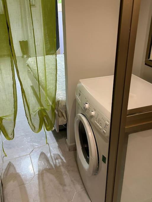 My Home Easy Room 卡斯特拉玛雷帝斯达比亚 外观 照片