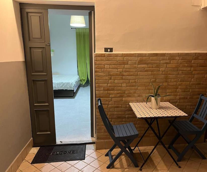 My Home Easy Room 卡斯特拉玛雷帝斯达比亚 外观 照片