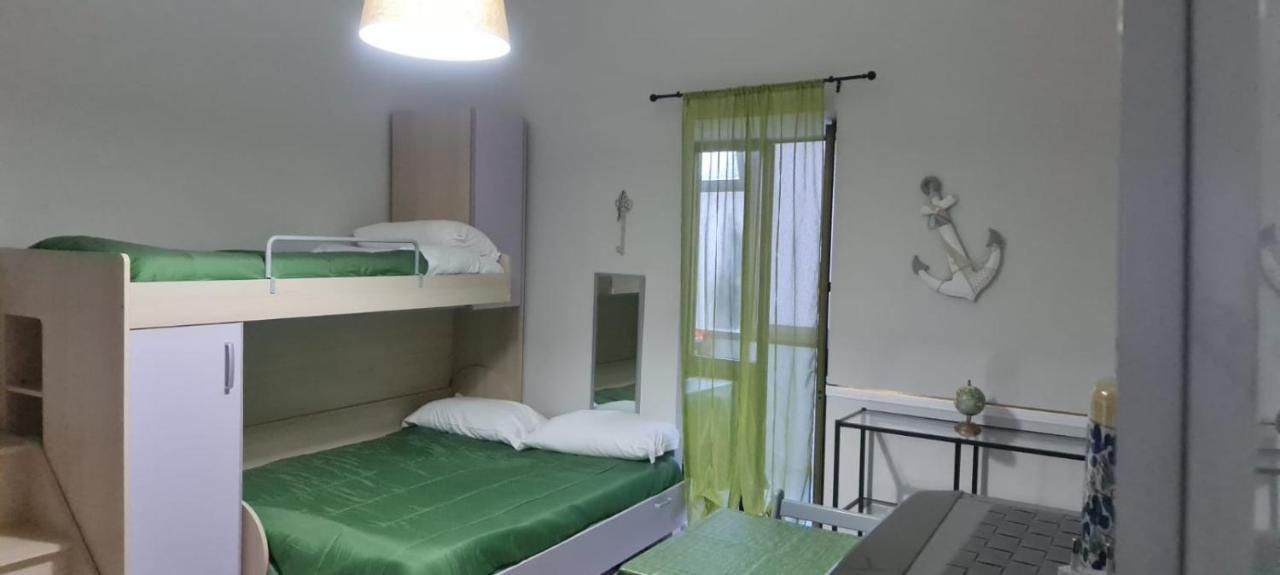 My Home Easy Room 卡斯特拉玛雷帝斯达比亚 外观 照片